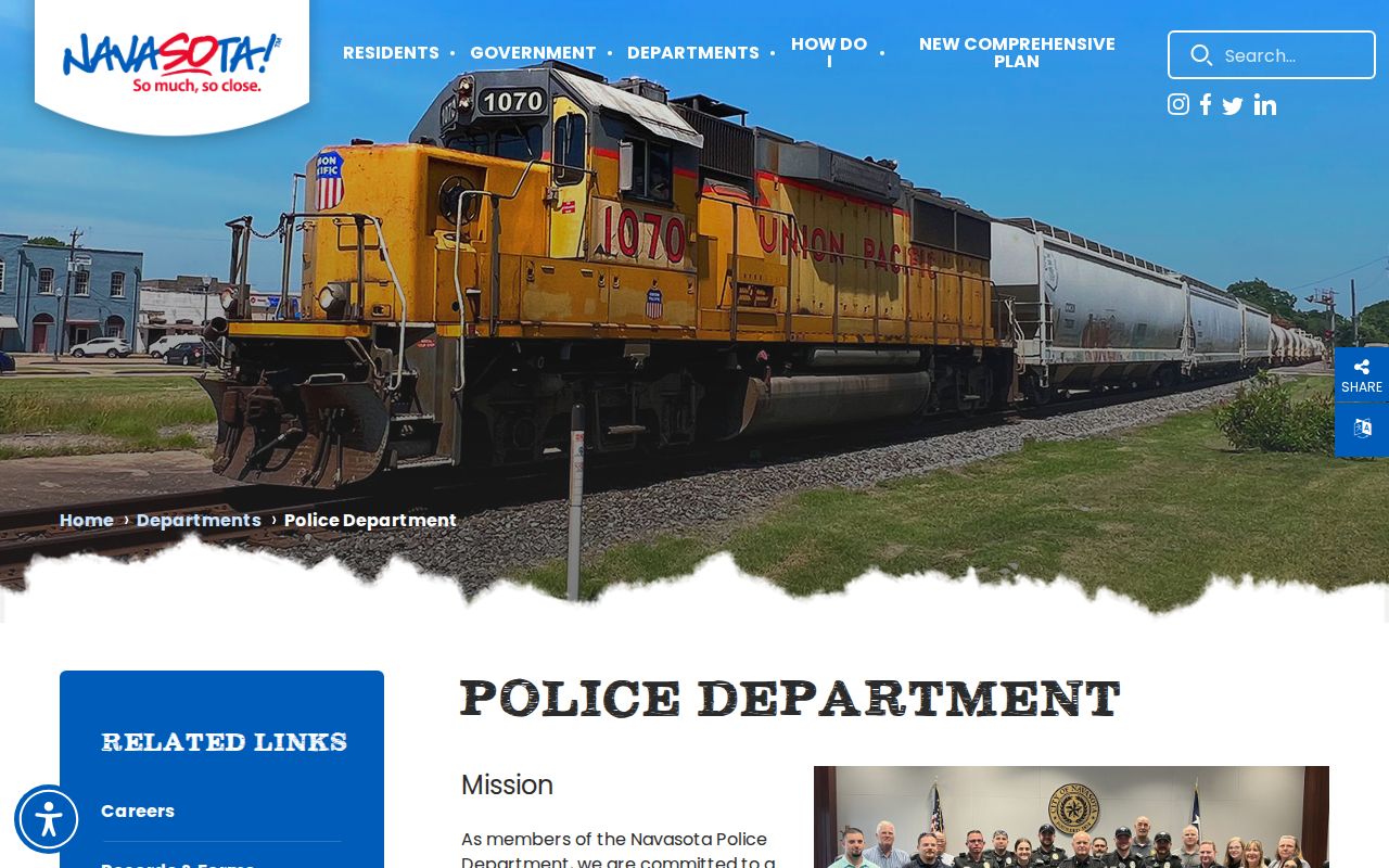 Navasota criminal records route through the Police Department page